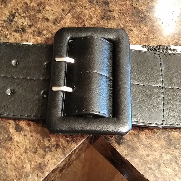 Belt - Picture 5 of 6